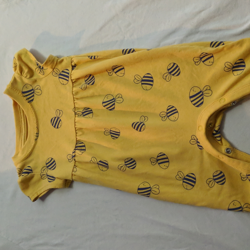0-3 month bumble bee girl onesie